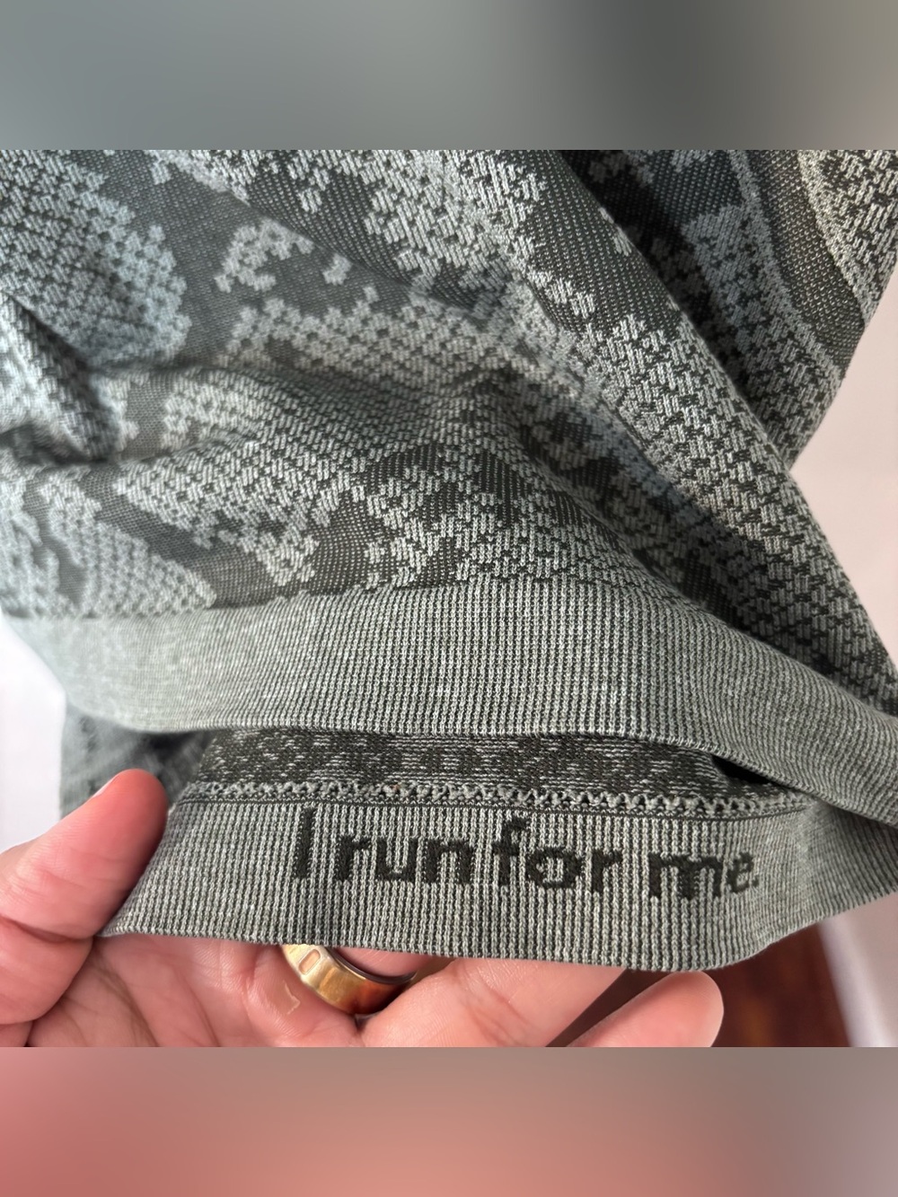 Lululemon Swiftly Tech Racerback Size 12 - Picture 7 of 10